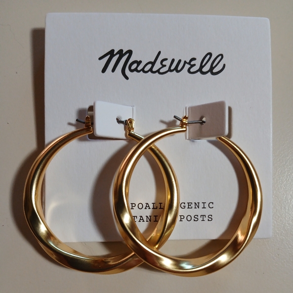 Madewell Jewelry - ❤️Madewell❤️ Beautiful Graduated Twisted Hoops 💥Vintage Gold💥